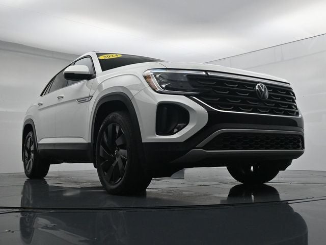 2024 Volkswagen Atlas Cross Sport 2.0T SE w/Technology