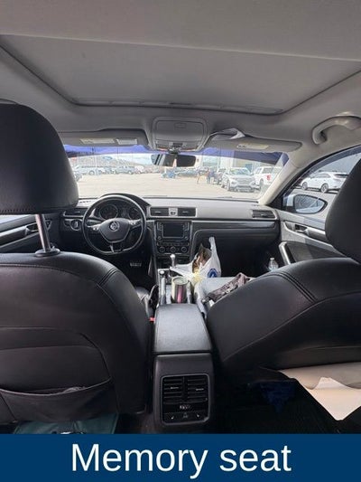 2016 Volkswagen Passat SEL