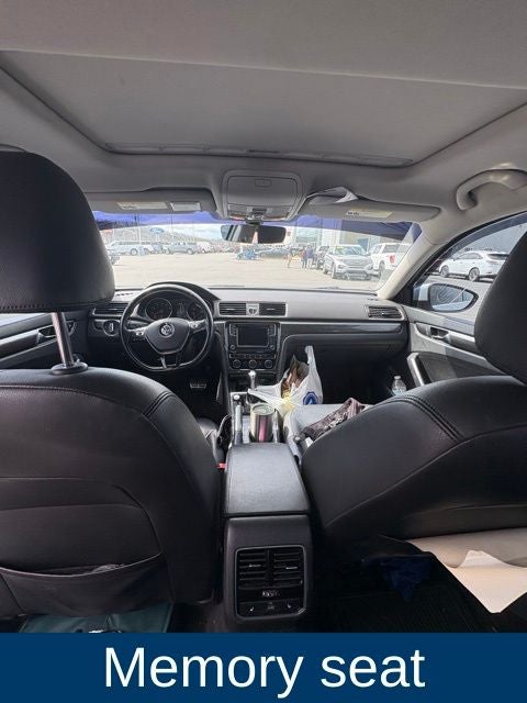 2016 Volkswagen Passat SEL