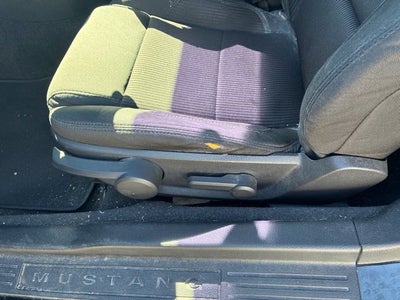 2012 Ford Mustang V6