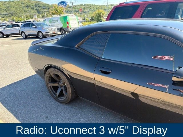 2017 Dodge Challenger SXT