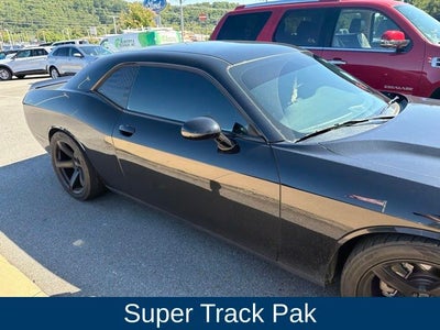 2017 Dodge Challenger SXT