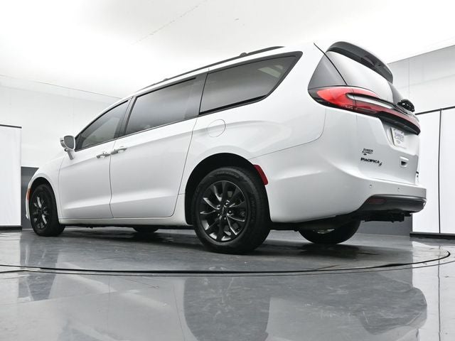 2021 Chrysler Pacifica Limited