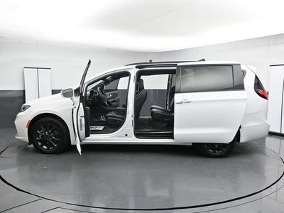 2021 Chrysler Pacifica Limited