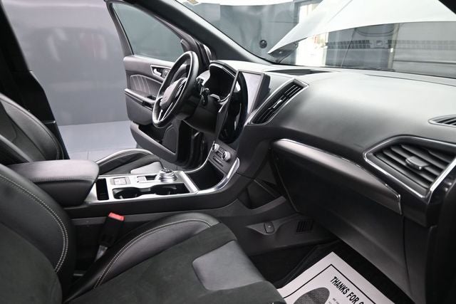 2021 Ford Edge ST