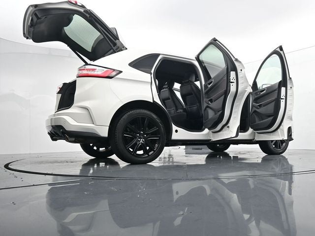 2021 Ford Edge ST Line