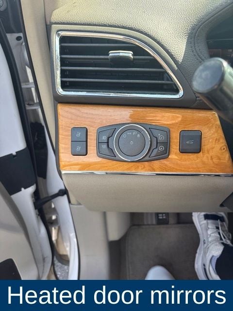 2013 Lincoln MKX Base
