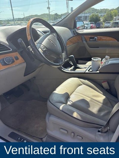 2013 Lincoln MKX Base