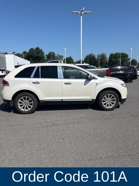 2013 Lincoln MKX Base