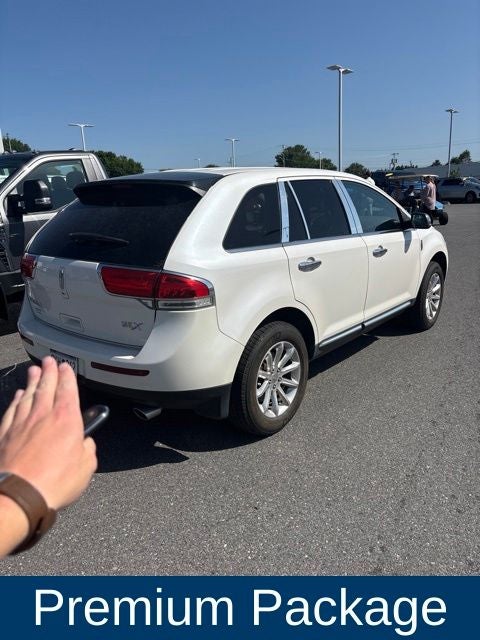 2013 Lincoln MKX Base