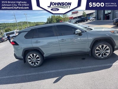 2021 Toyota RAV4 XLE Premium