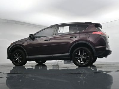 2017 Toyota RAV4 SE