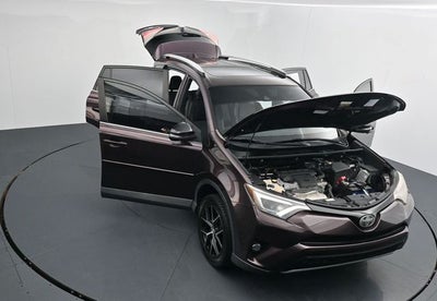 2017 Toyota RAV4 SE