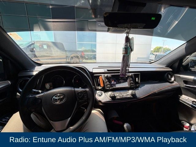 2017 Toyota RAV4 SE