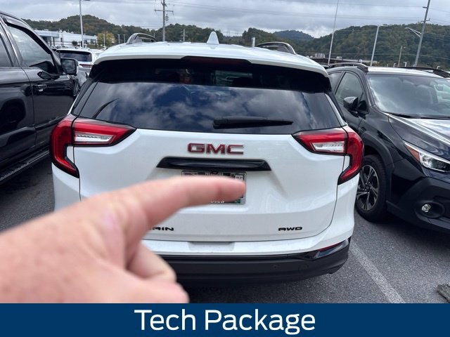2024 GMC Terrain SLT