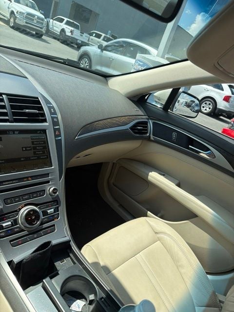 2017 Lincoln MKZ Select