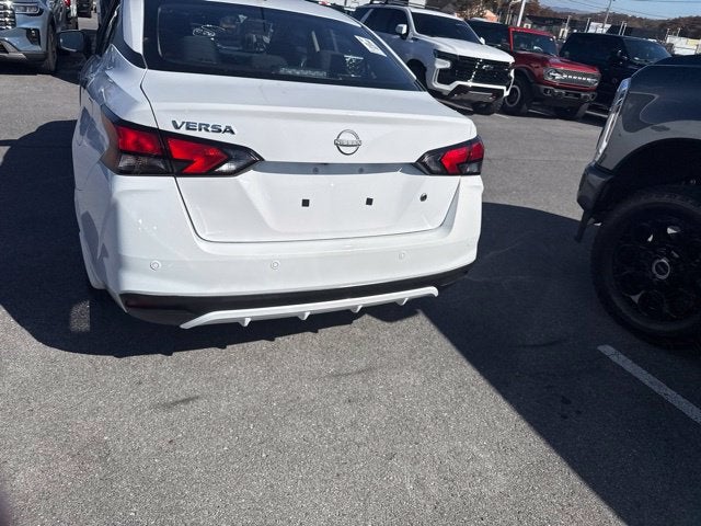 2025 Nissan Versa 1.6 S