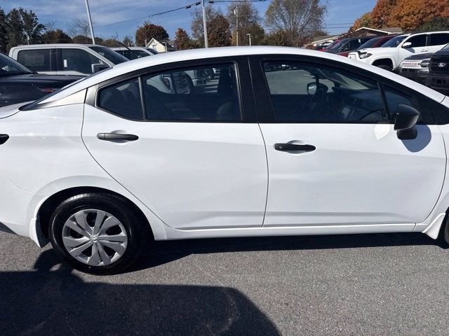 2025 Nissan Versa 1.6 S