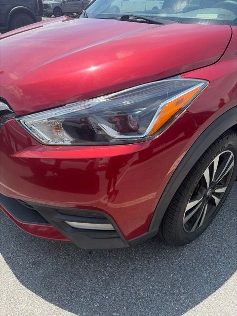 2019 Nissan Kicks SR