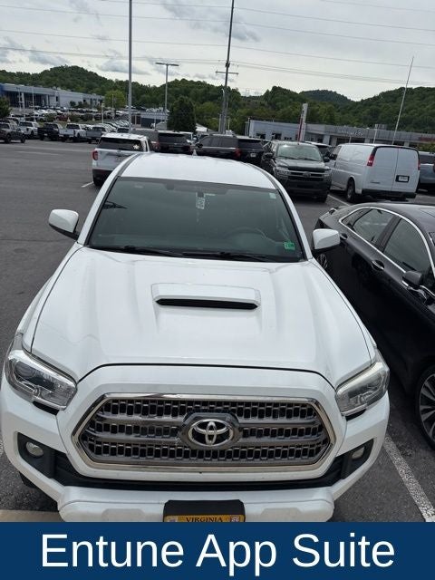 2017 Toyota Tacoma TRD Sport