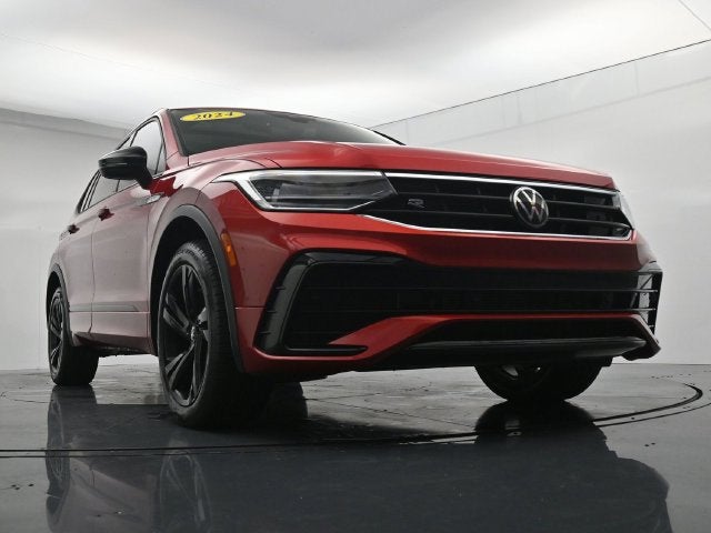 2024 Volkswagen Tiguan 2.0T SE R-Line Black