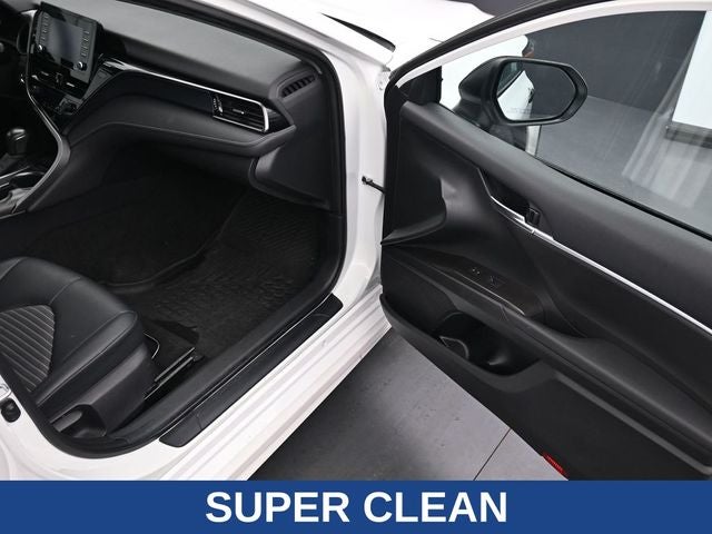 2022 Toyota Camry SE Nightshade