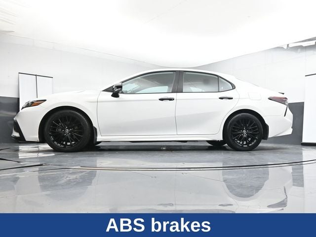 2022 Toyota Camry SE Nightshade