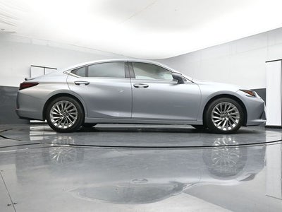2022 Lexus ES 350 Ultra Luxury