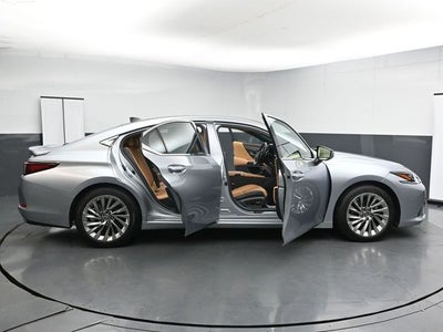 2022 Lexus ES 350 Ultra Luxury