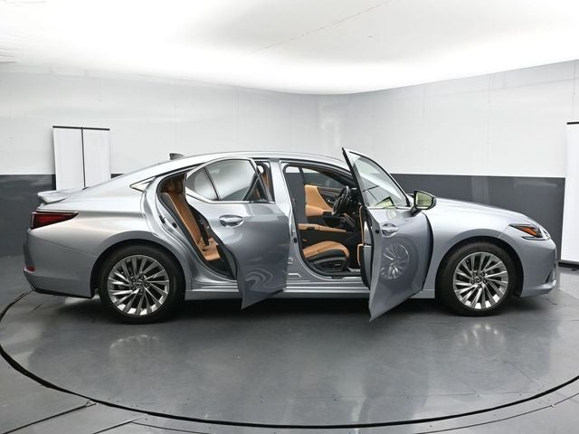 2022 Lexus ES 350 Ultra Luxury