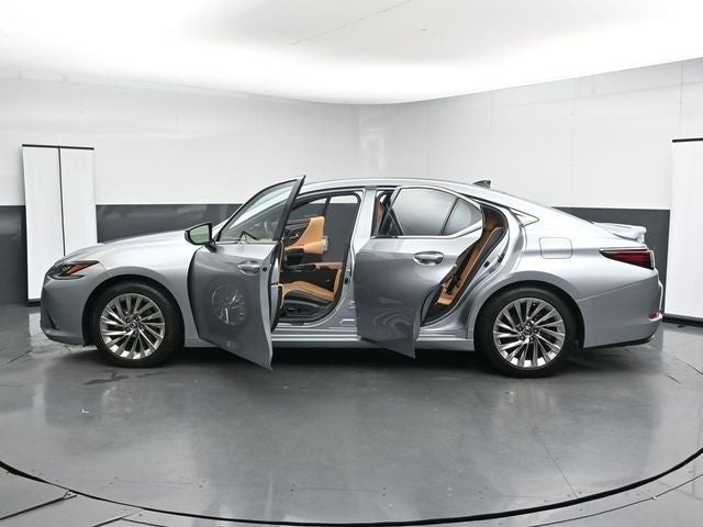 2022 Lexus ES 350 Ultra Luxury