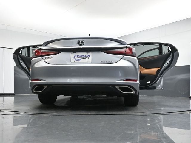 2022 Lexus ES 350 Ultra Luxury