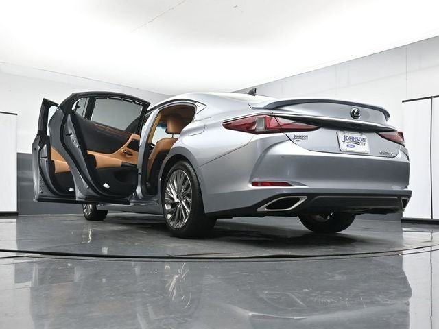 2022 Lexus ES 350 Ultra Luxury