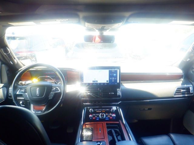 2023 Lincoln Navigator L Reserve