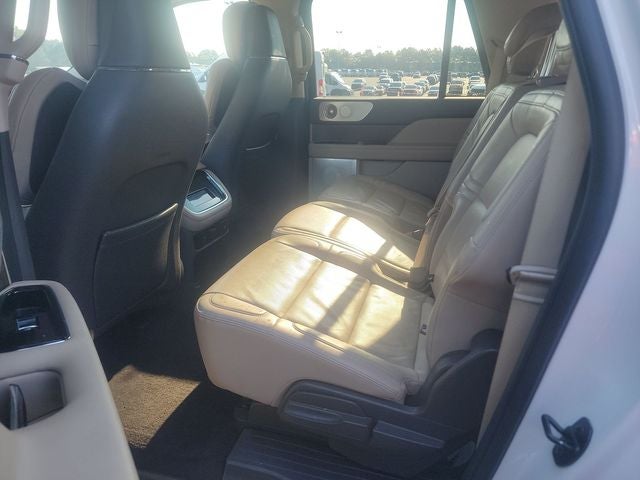 2022 Lincoln Navigator L Reserve