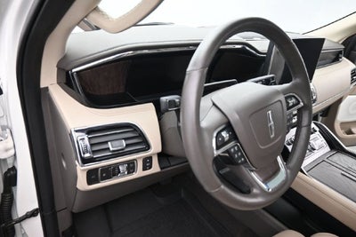 2022 Lincoln Navigator L Reserve