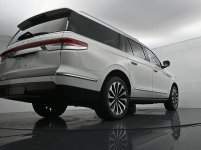 2022 Lincoln Navigator L Reserve