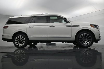 2022 Lincoln Navigator L Reserve