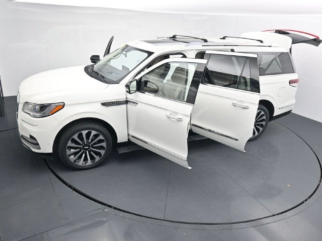 2022 Lincoln Navigator L Reserve
