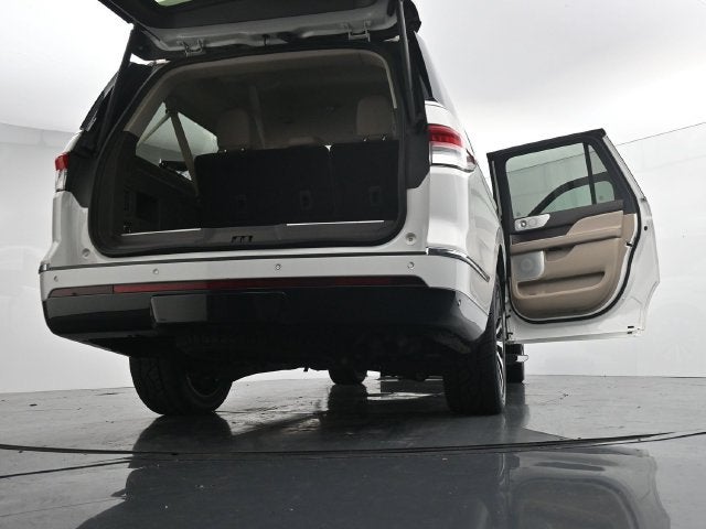 2022 Lincoln Navigator L Reserve