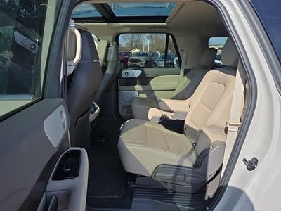 2022 Lincoln Navigator L Reserve