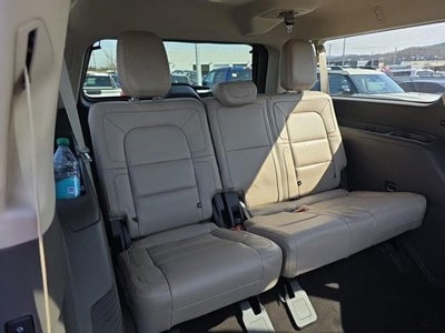 2022 Lincoln Navigator L Reserve