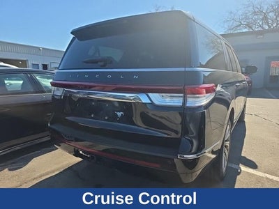 2022 Lincoln Navigator L Reserve