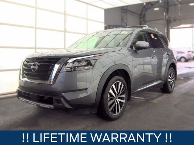 2025 Nissan Pathfinder Platinum