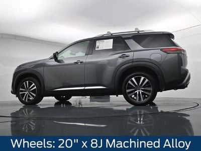 2025 Nissan Pathfinder Platinum