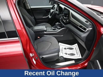 2022 Toyota Highlander Hybrid LE