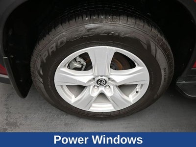 2022 Toyota Highlander Hybrid LE