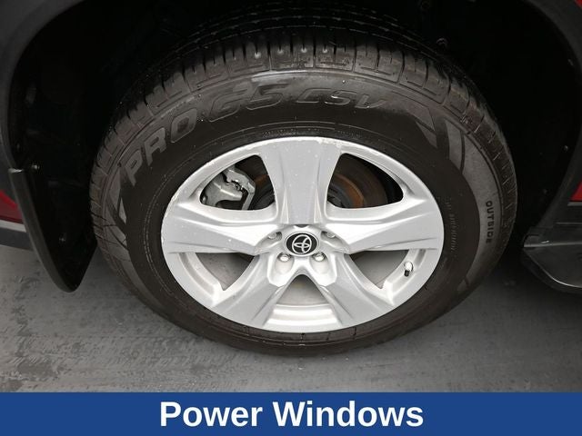 2022 Toyota Highlander Hybrid LE