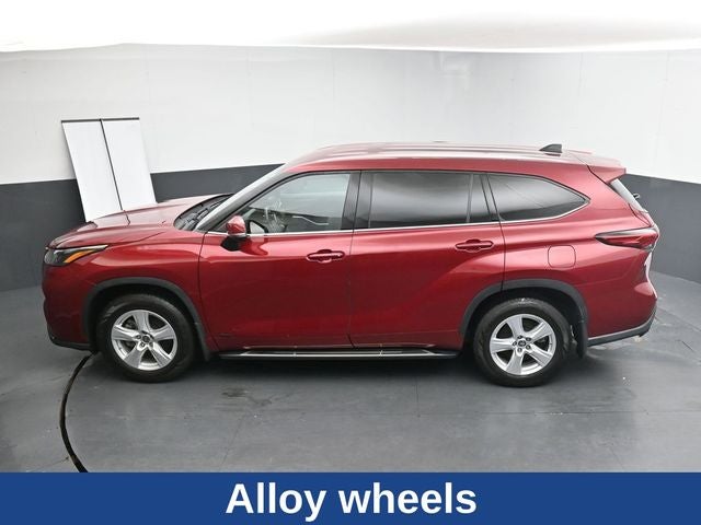 2022 Toyota Highlander Hybrid LE