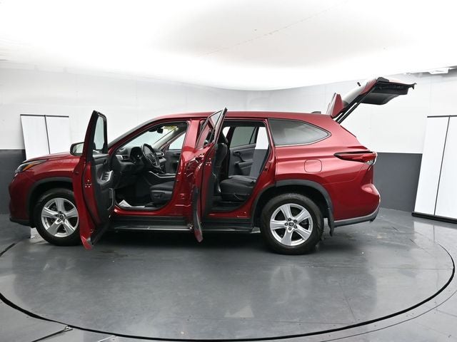 2022 Toyota Highlander Hybrid LE
